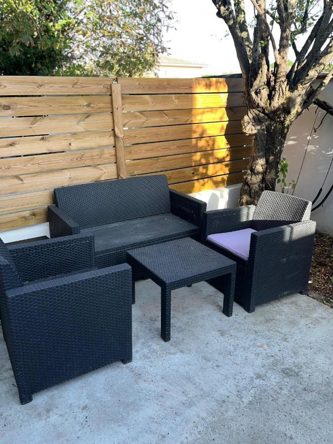 Appart Toulousaine Avec Patio Rdc Aucamville Exterior photo
